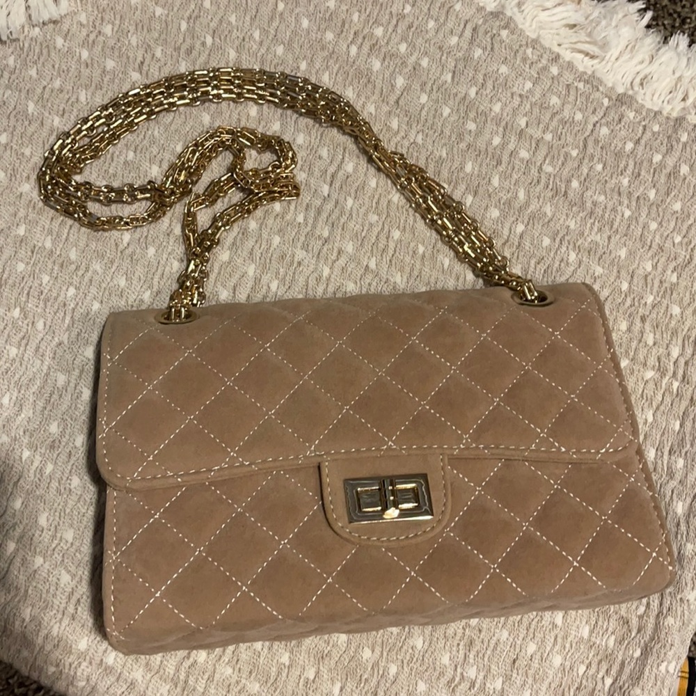 Purse crossover